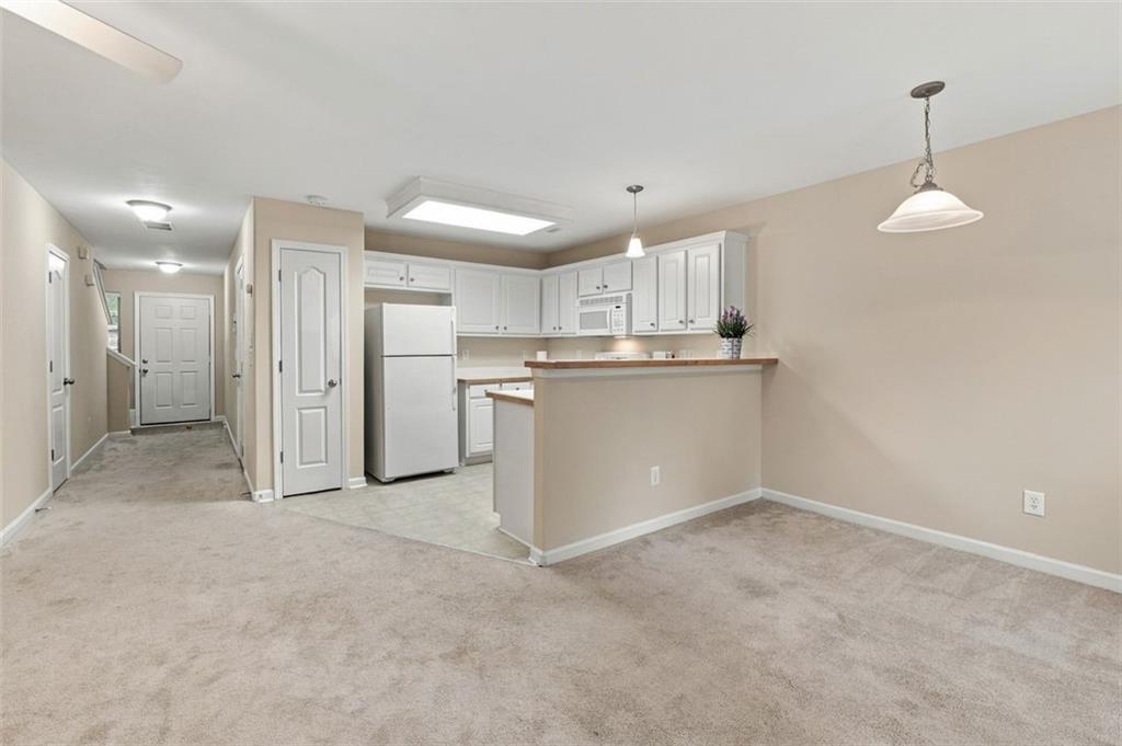 1436 Box Circle Property Photo 8