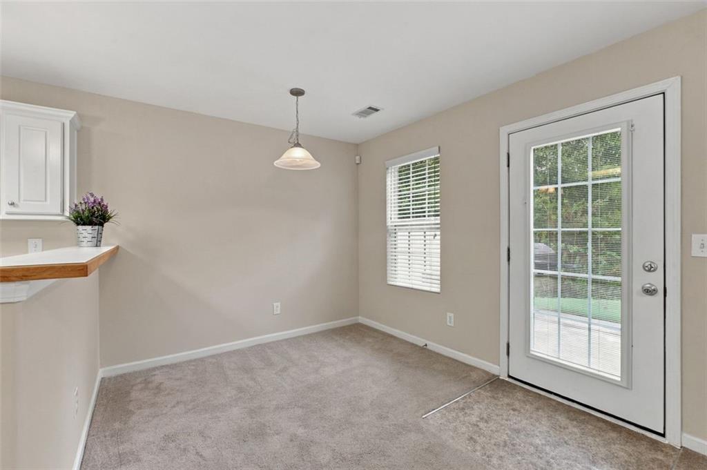 1436 Box Circle Property Photo 10