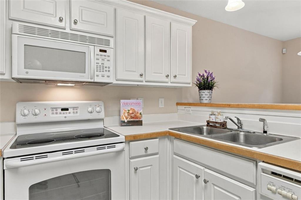 1436 Box Circle Property Photo 14