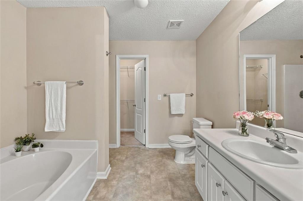 1436 Box Circle Property Photo 23