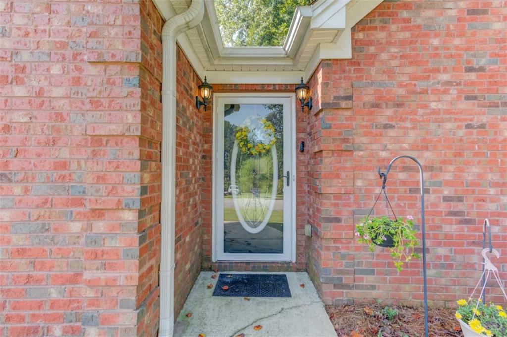 720 Overlook Drive Property Photo 3