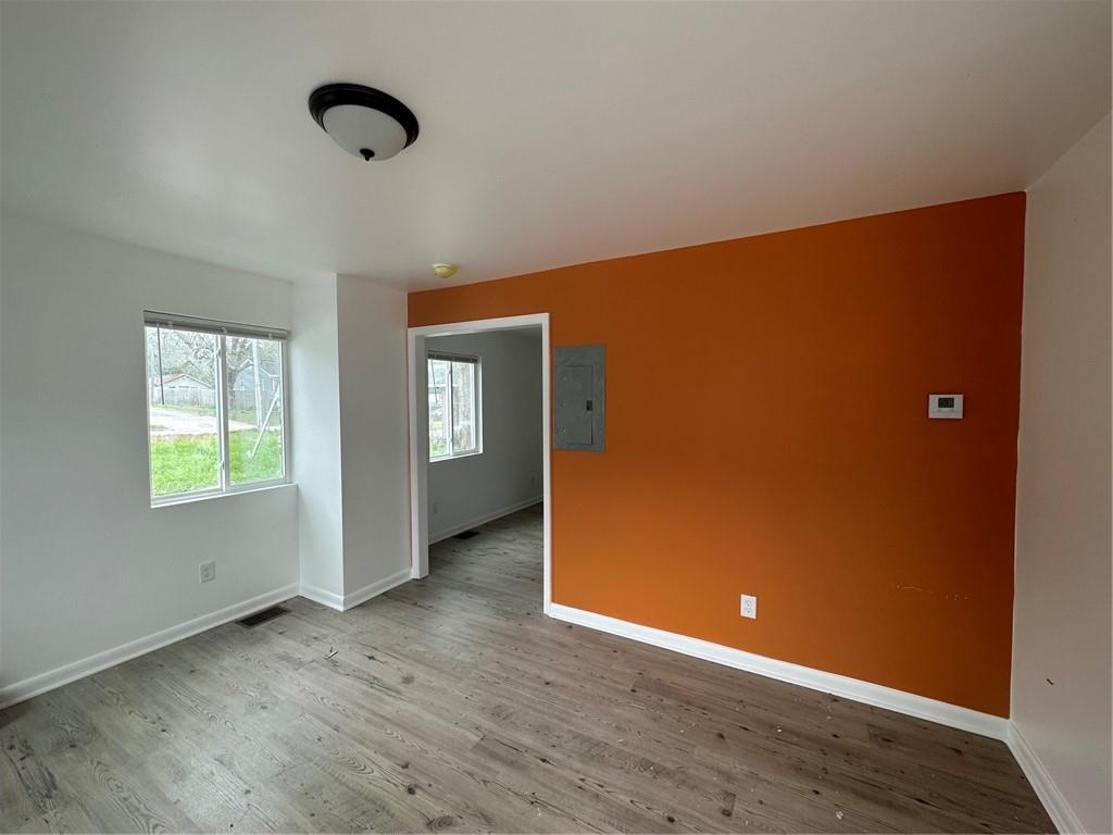 1147 Triple Hill Drive Property Photo 2