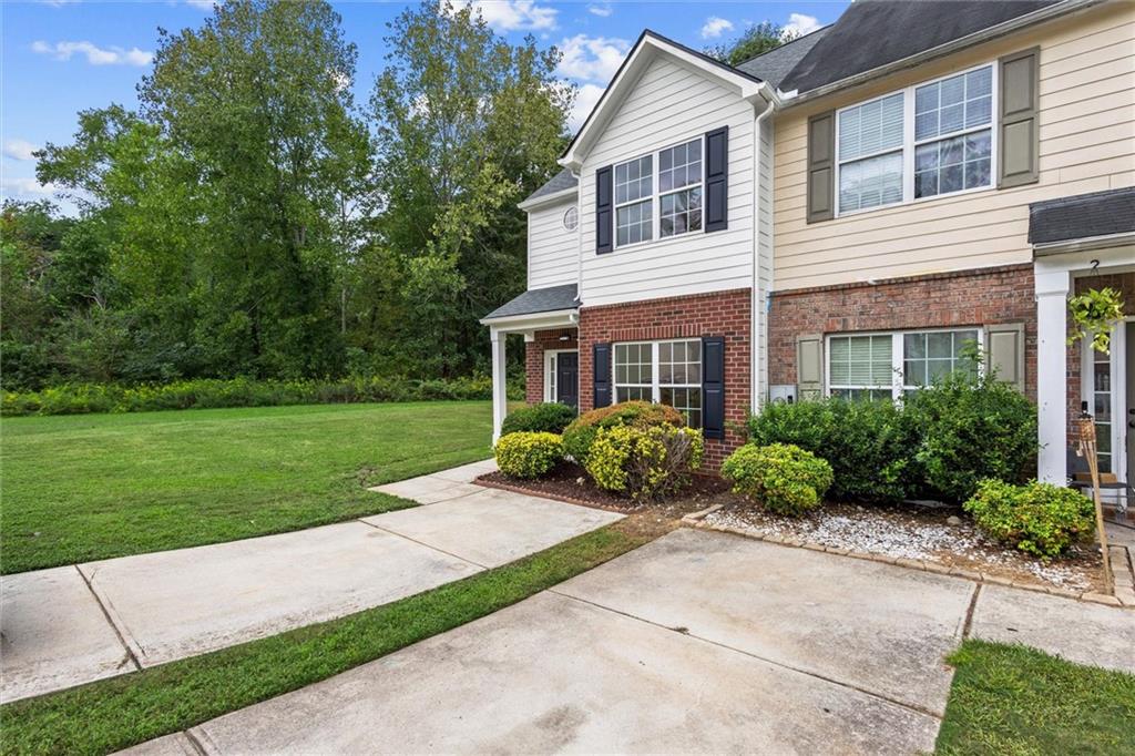 268 Brookview Drive Property Photo 2