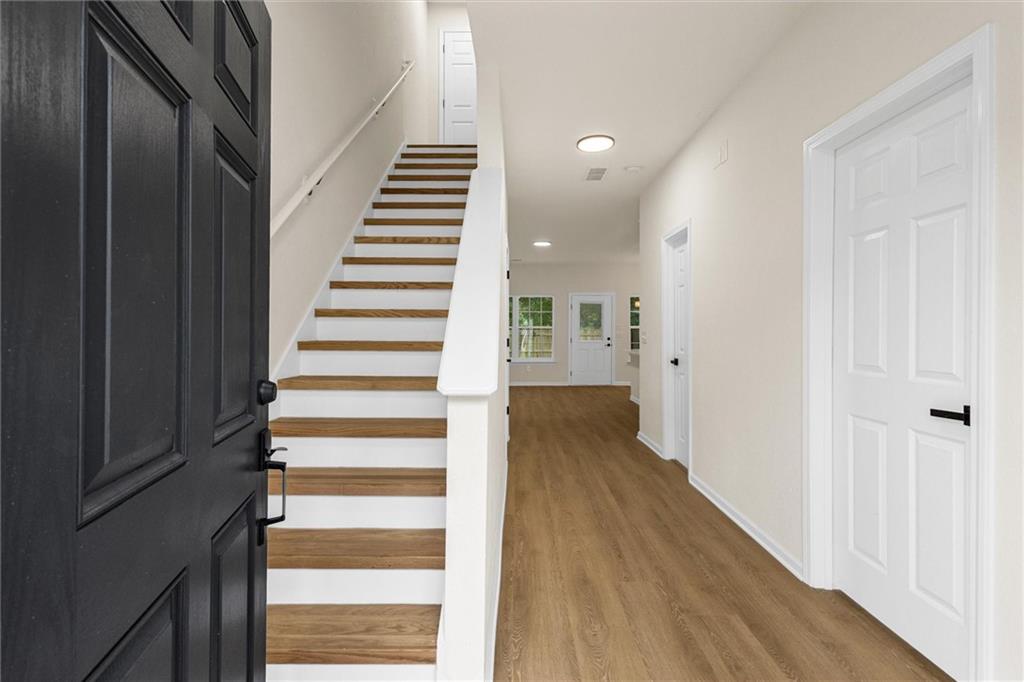268 Brookview Drive Property Photo 4