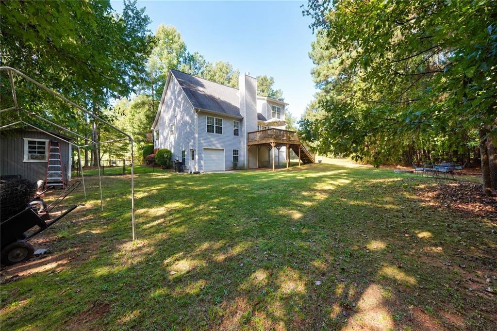 200 Cecil Way Property Photo 7