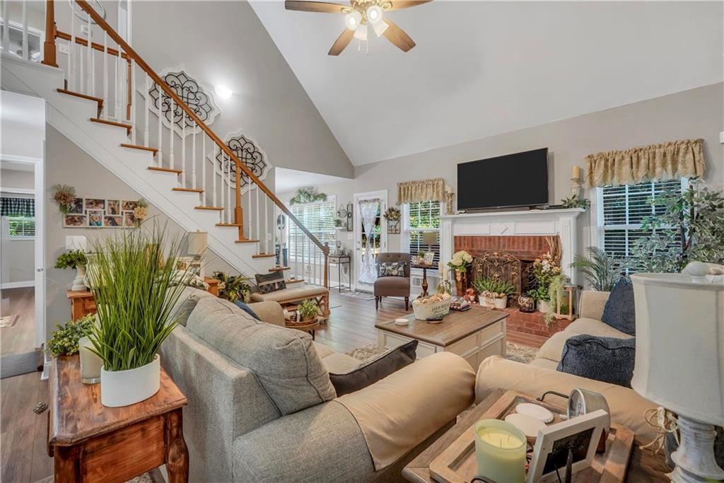 200 Cecil Way Property Photo 18
