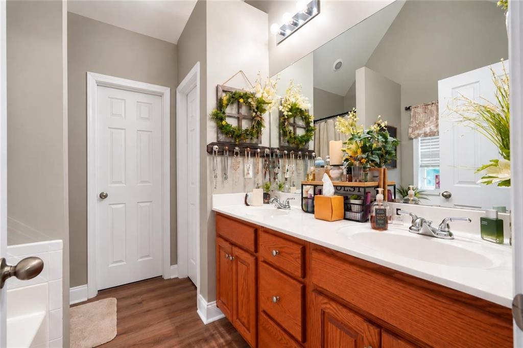 200 Cecil Way Property Photo 29