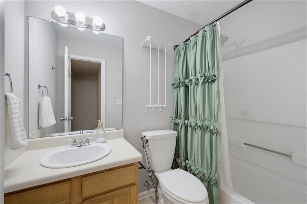 395 Oak Hill Dr Property Photo 27