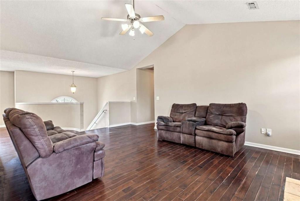 10 Seay Drive Property Photo 11