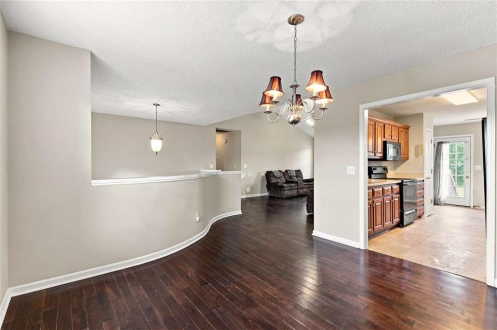 10 Seay Drive Property Photo 13