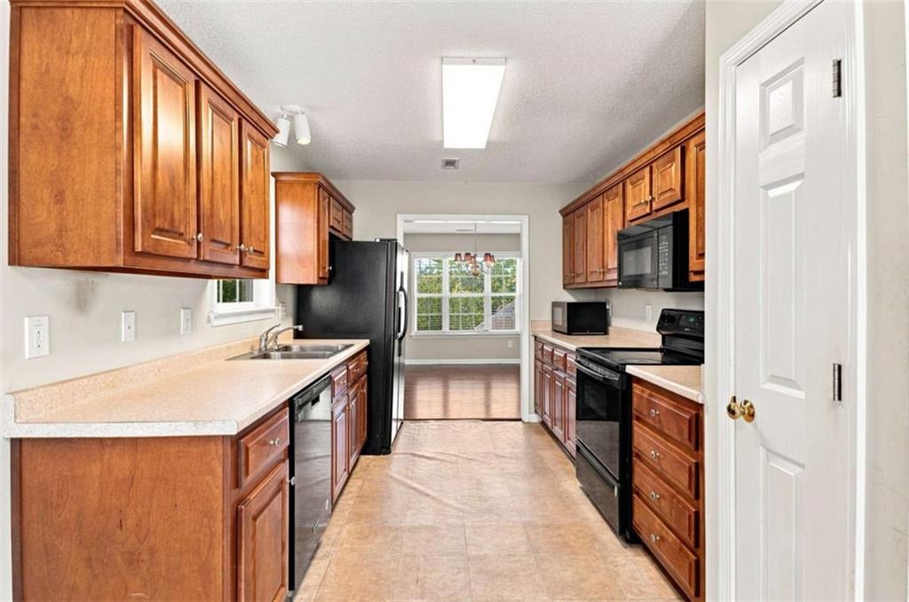10 Seay Drive Property Photo 18