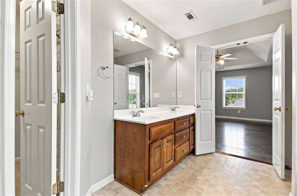 10 Seay Drive Property Photo 23