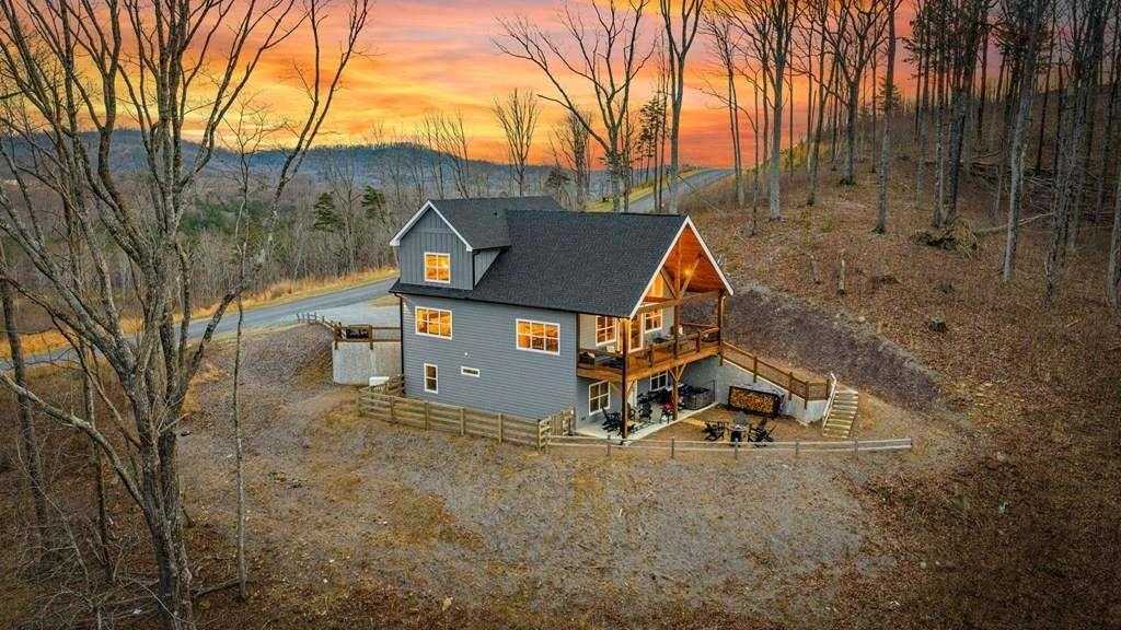 1016 Twisted Oak Road Property Photo 1
