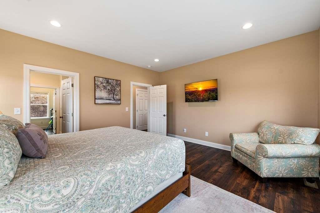 1016 Twisted Oak Road Property Photo 34