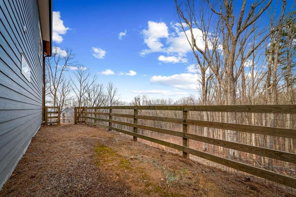 1016 Twisted Oak Road Property Photo 51