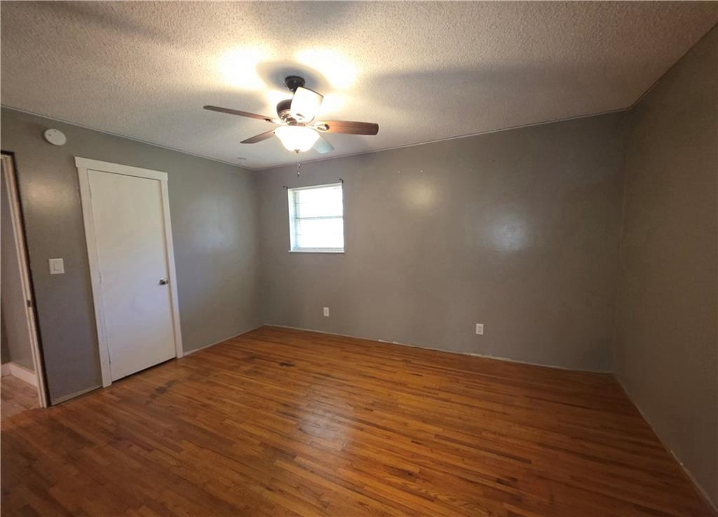 223 Lakeview Drive Property Photo 23