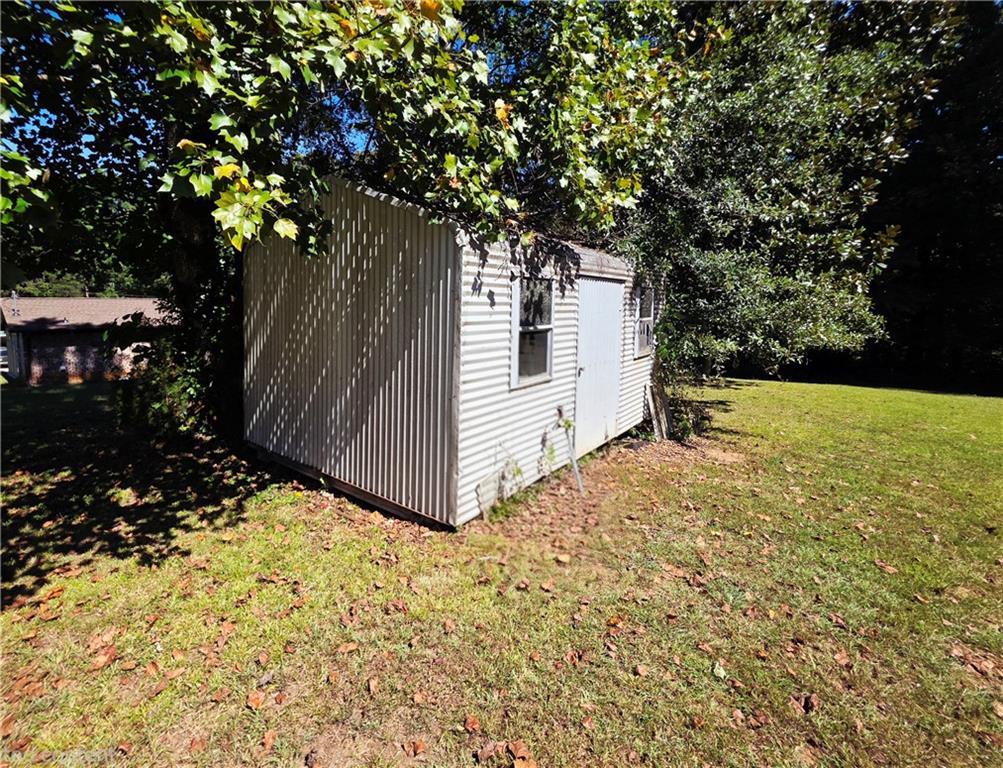 223 Lakeview Drive Property Photo 29