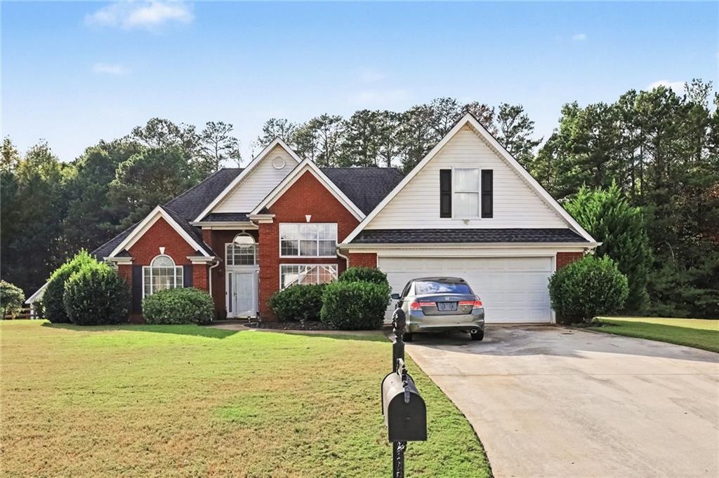300 Glynnshire Court Property Photo 1