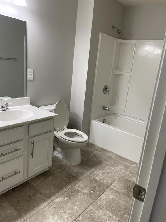 411 Timberleaf Road Property Photo 23