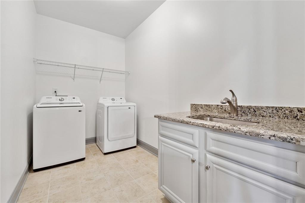 4530 Point Rock Drive Property Photo 12