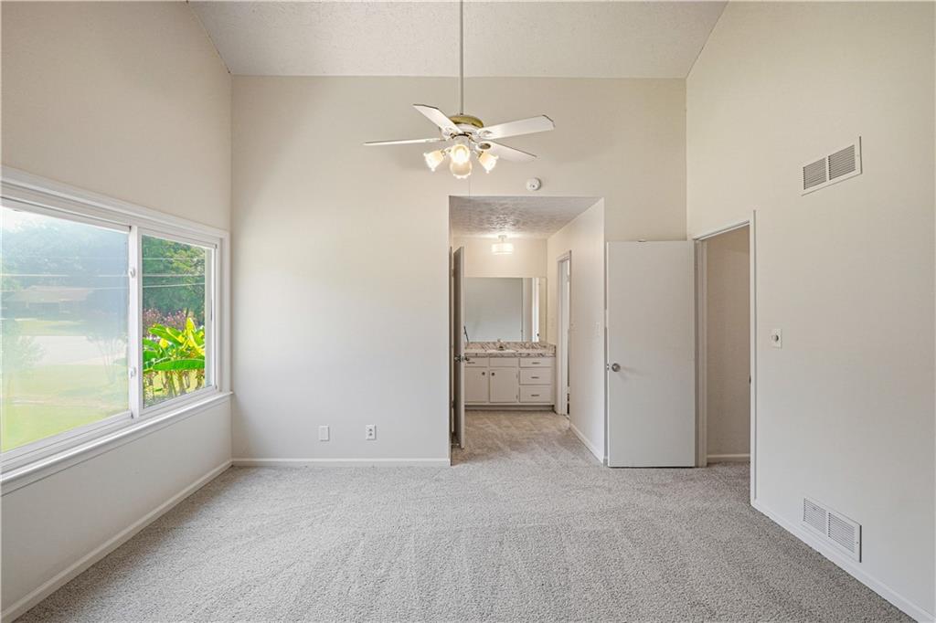 5265 Corinth Circle Property Photo 4