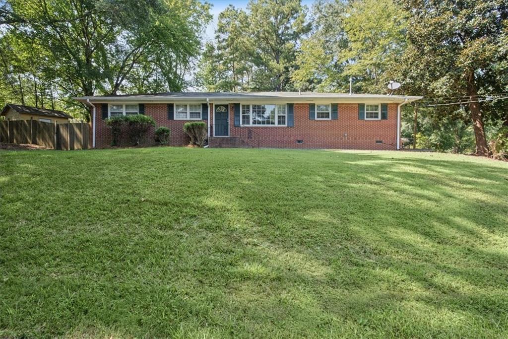 107 Pinecrest Circle Property Photo 2