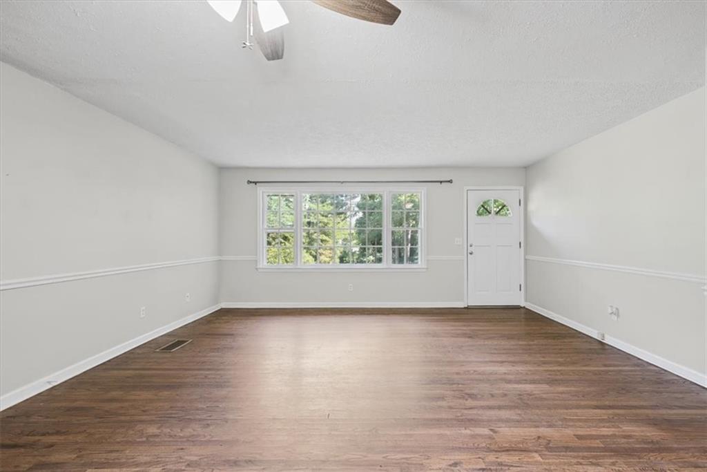 107 Pinecrest Circle Property Photo 15
