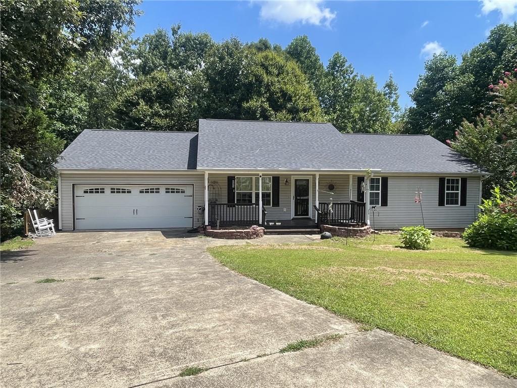 14 Rayelee Circle Property Photo 1