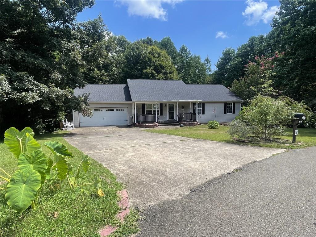 14 Rayelee Circle Property Photo 2