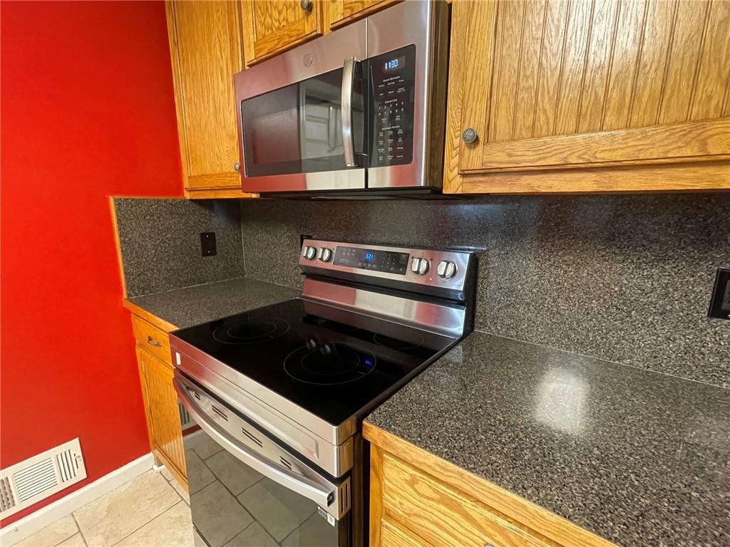 14 Rayelee Circle Property Photo 12