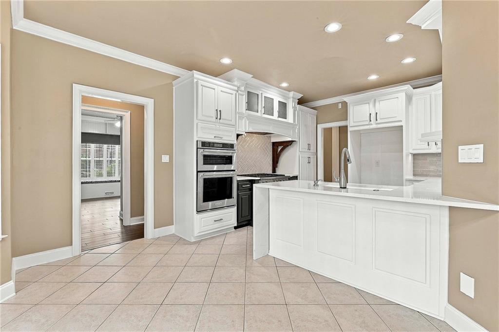 1109 Edward Drive Property Photo 13
