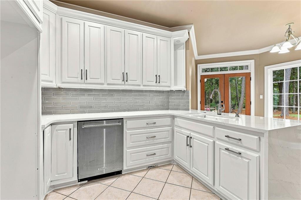 1109 Edward Drive Property Photo 15