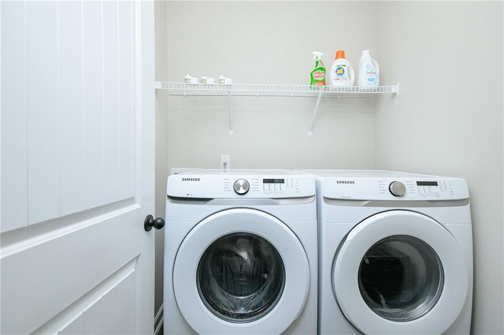 2288 Elise Way Property Photo 18