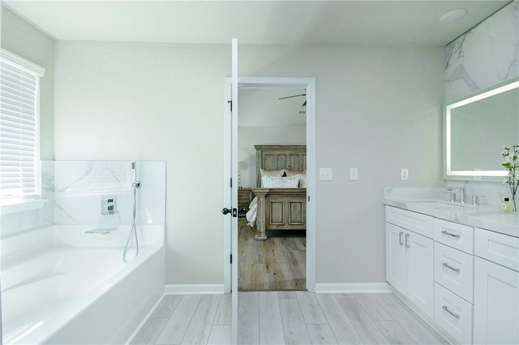 2288 Elise Way Property Photo 25