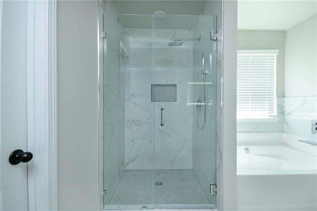 2288 Elise Way Property Photo 26