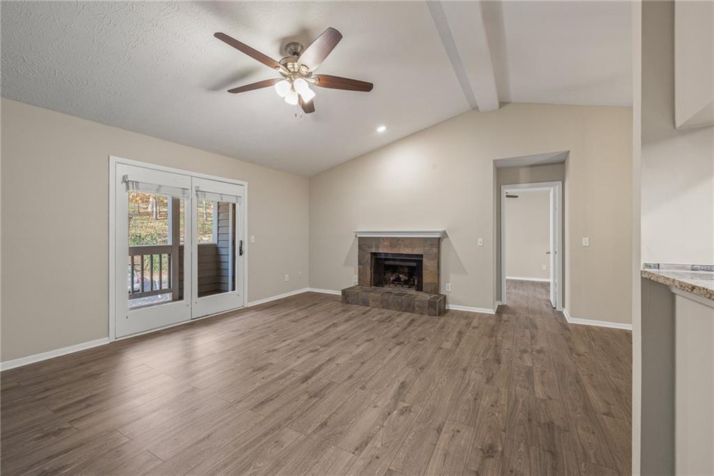 408 Warm Springs Circle Property Photo 6