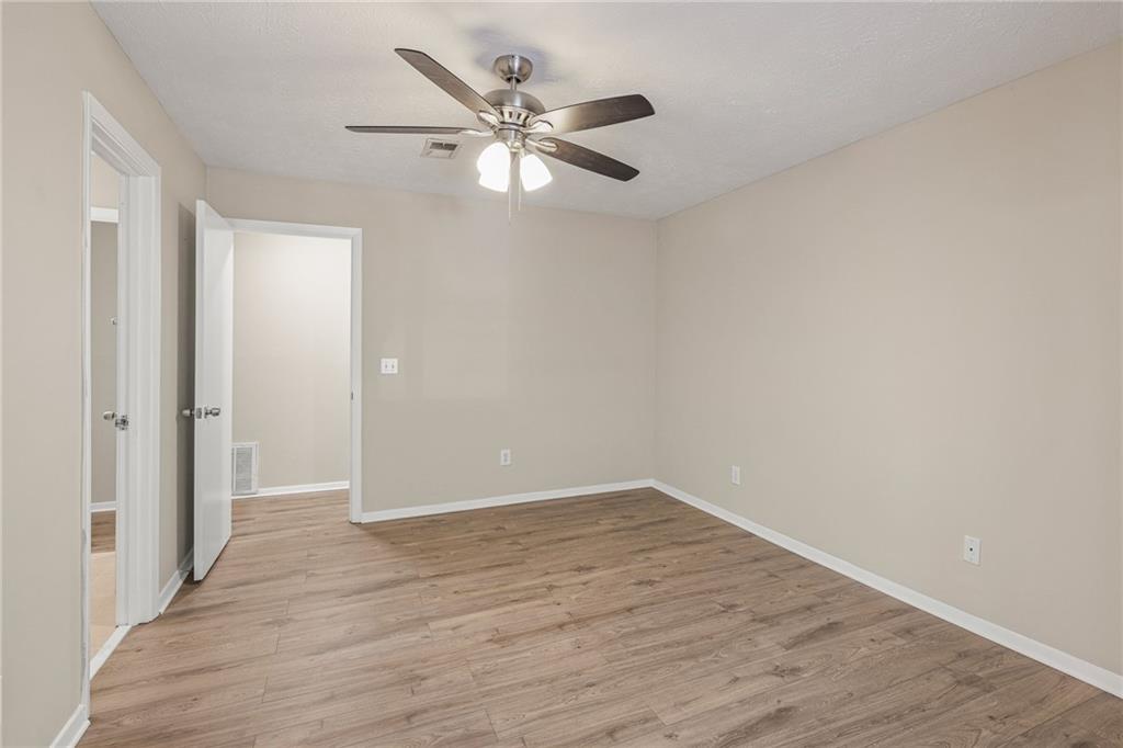 408 Warm Springs Circle Property Photo 16