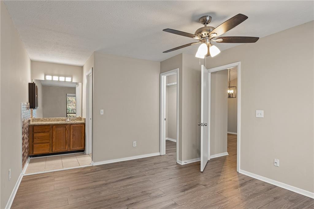 408 Warm Springs Circle Property Photo 18