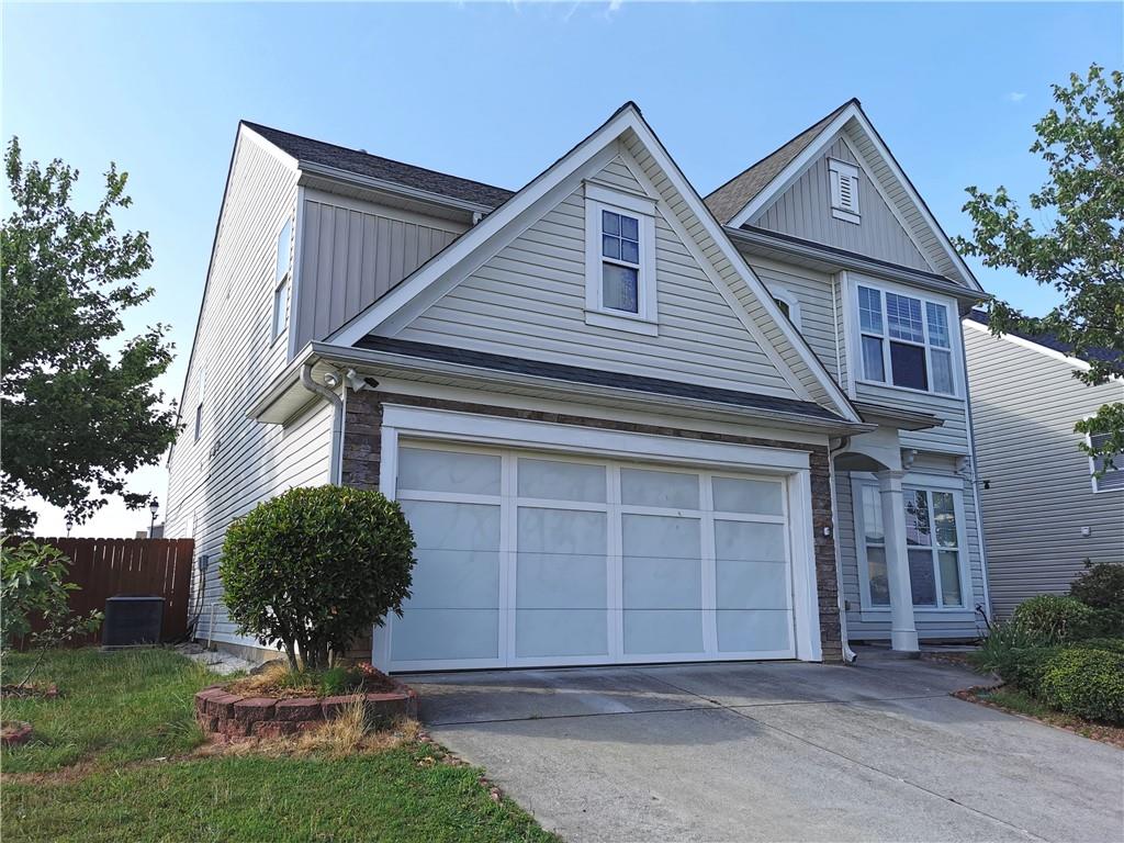 1913 Executive Drive Property Photo 2
