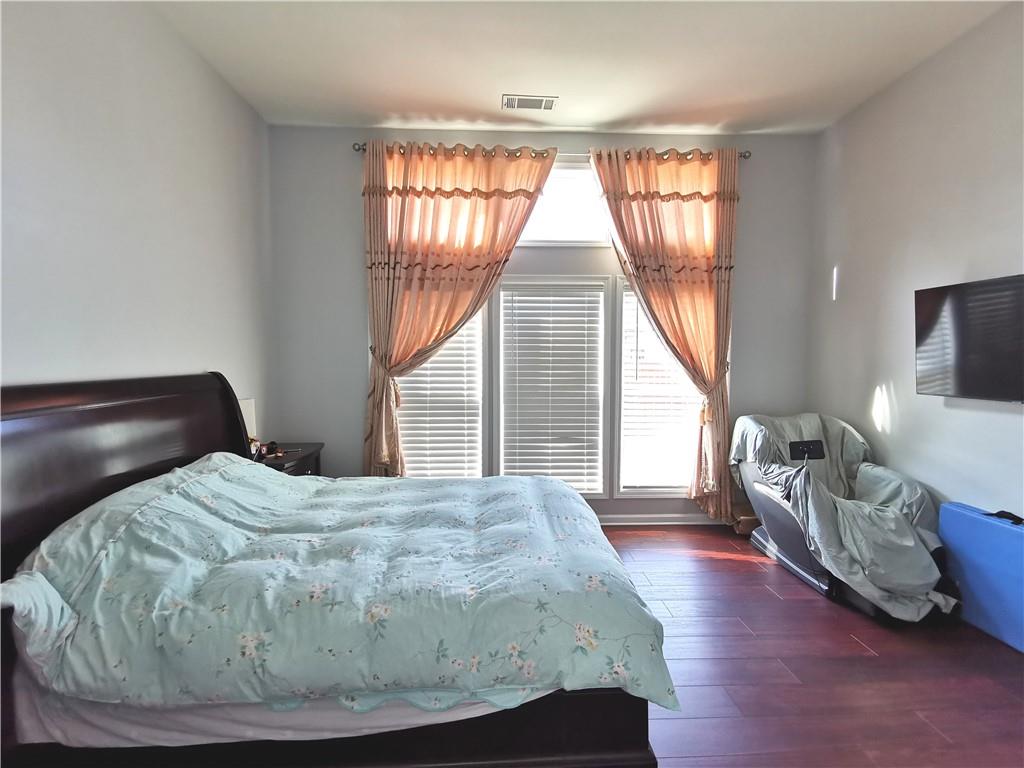 1913 Executive Drive Property Photo 23