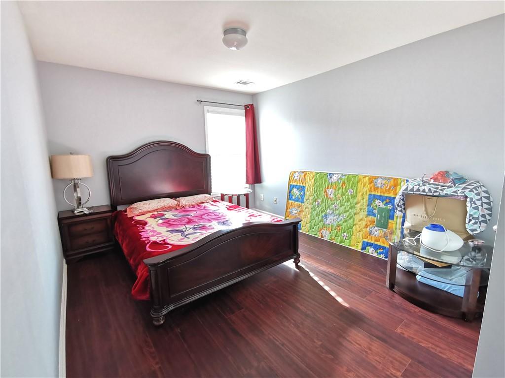 1913 Executive Drive Property Photo 33