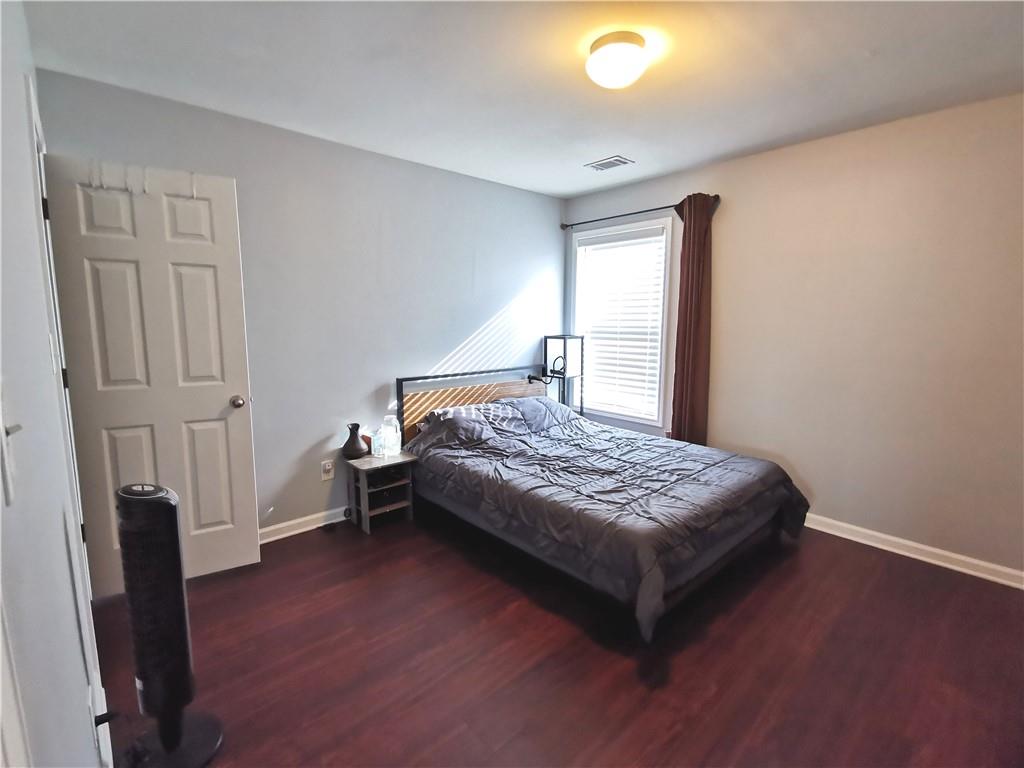 1913 Executive Drive Property Photo 34