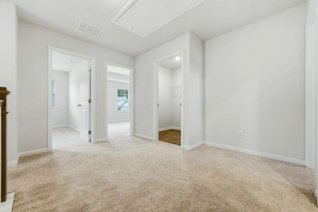635 River Run Drive Property Photo 13