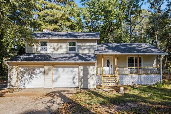 208 Fairview Point Property Photo 1