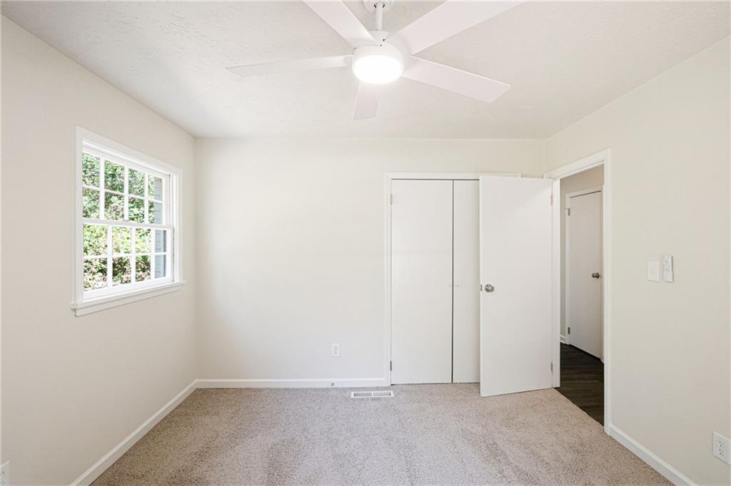 30 Roberts Lane Property Photo 8