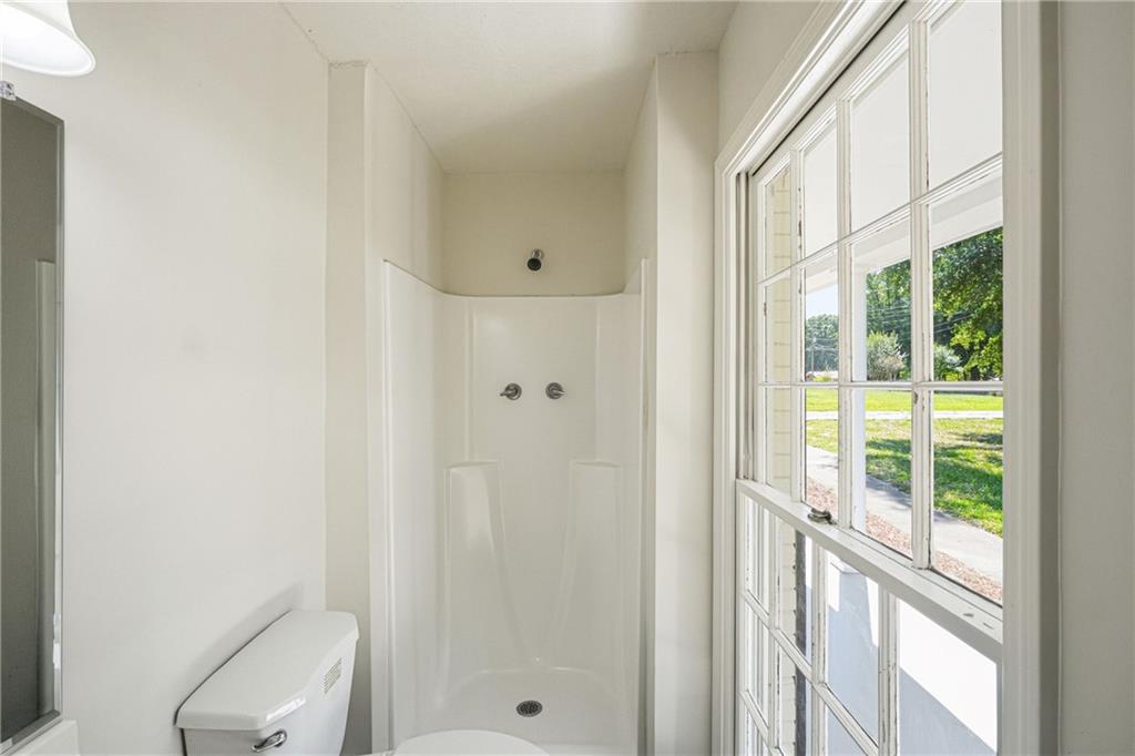 30 Roberts Lane Property Photo 9