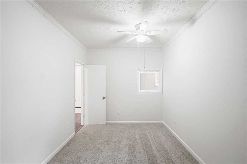 30 Roberts Lane Property Photo 14