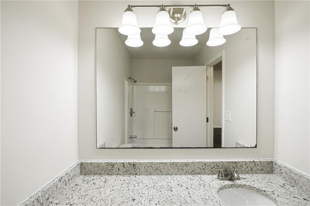 30 Roberts Lane Property Photo 18