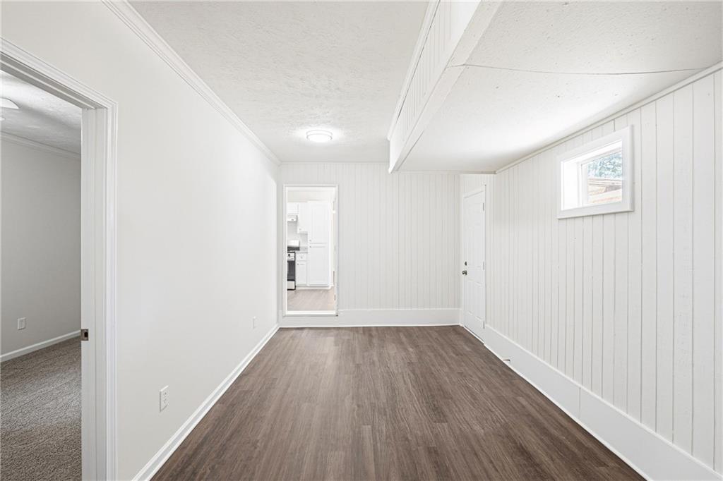 30 Roberts Lane Property Photo 24