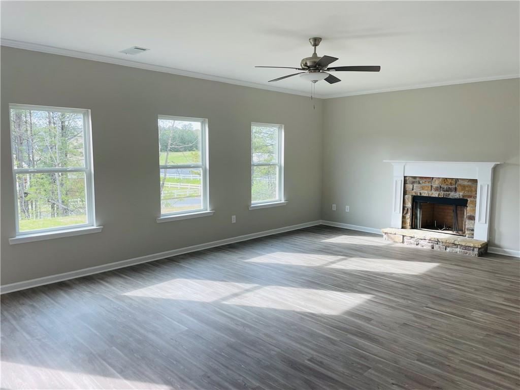 305 Melody Lane Ne Property Photo 12
